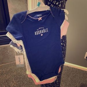 Carter’s 5 pack 6 months bodysuits